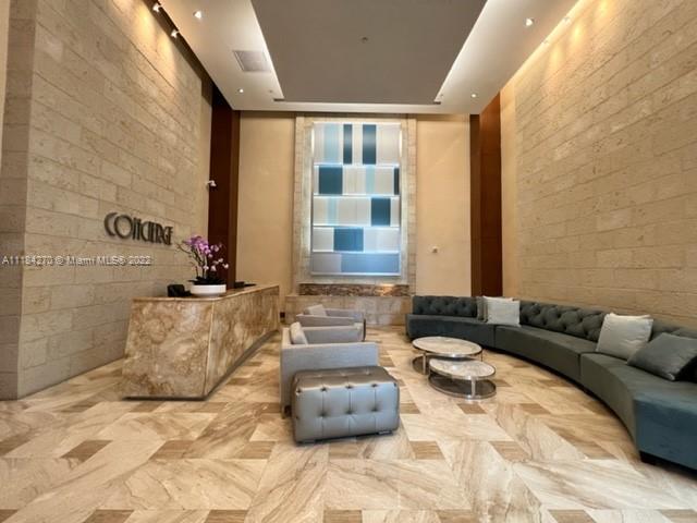31 SE 5th St Unit: 209