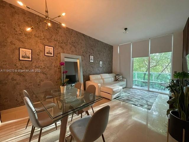 31 SE 5th St Unit: 209