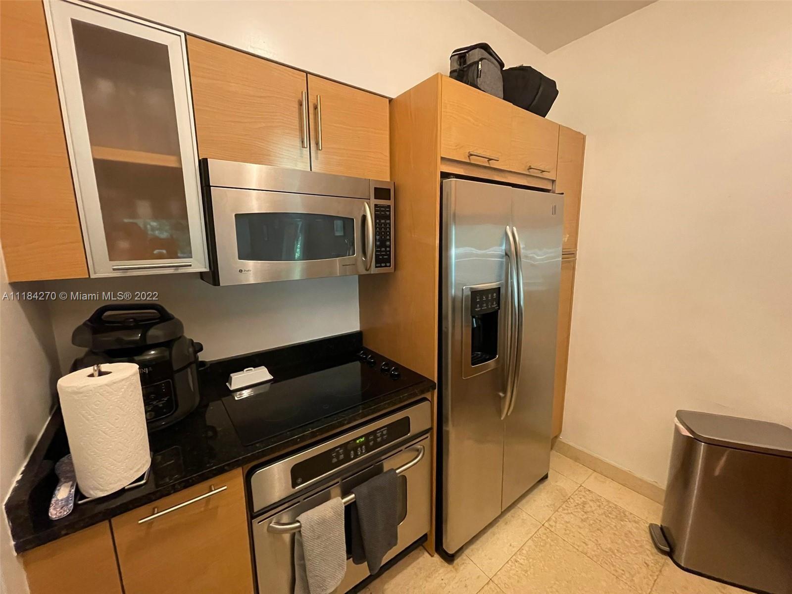31 SE 5th St Unit: 209