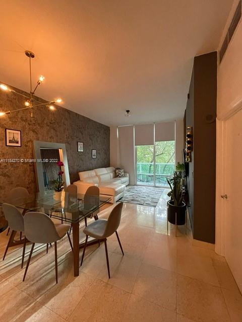 31 SE 5th St Unit: 209