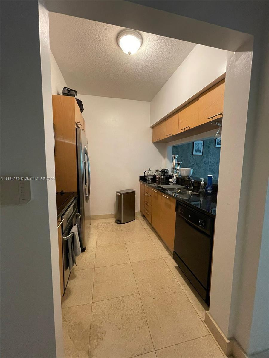 31 SE 5th St Unit: 209