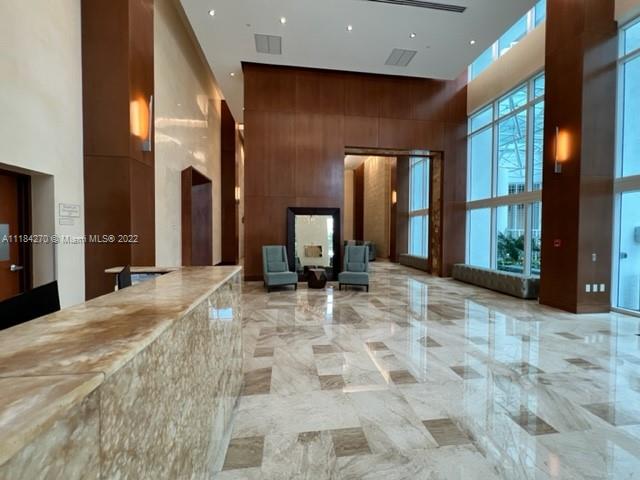 31 SE 5th St Unit: 209