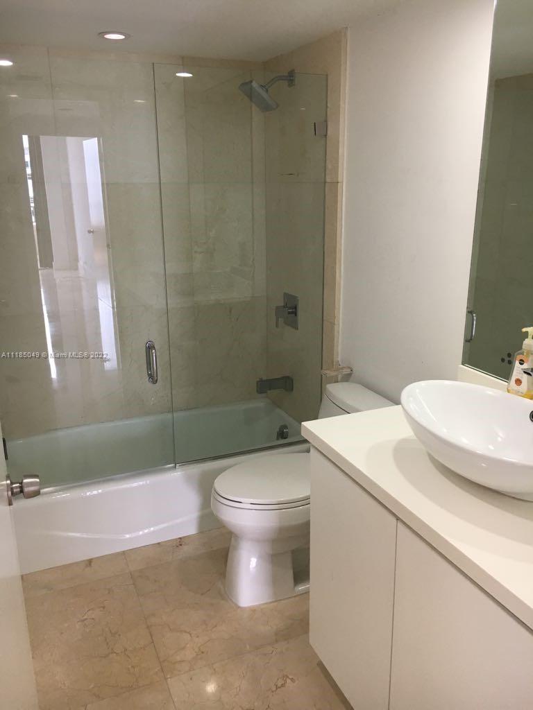 251 Crandon Blvd Unit: 837