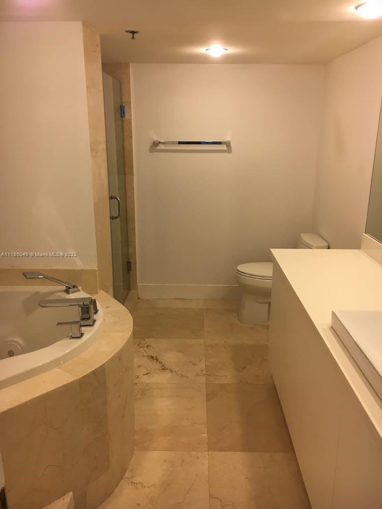 251 Crandon Blvd Unit: 837