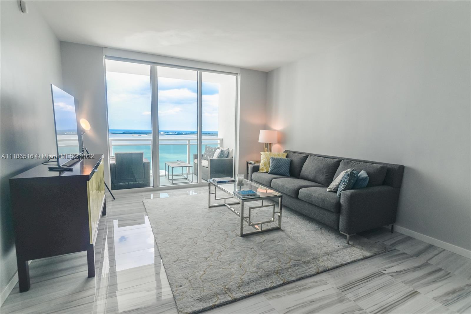 951 Brickell Ave Unit: 2902