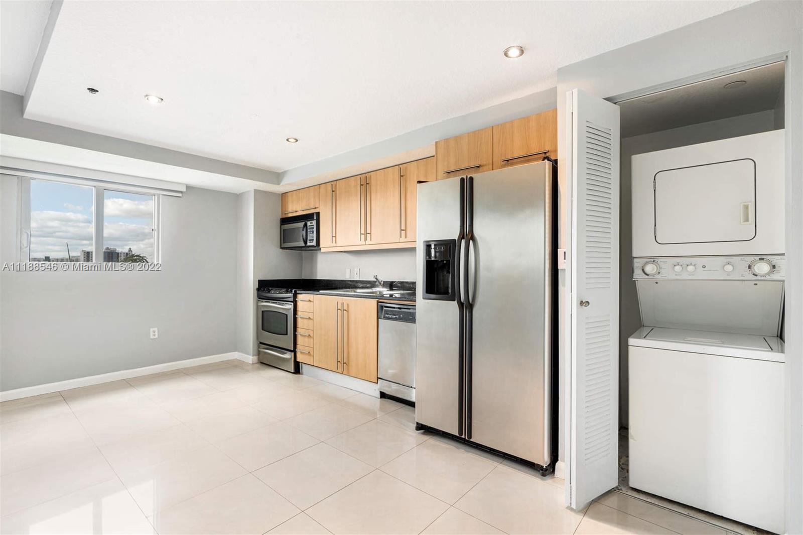 7600 Collins Ave Unit: 604