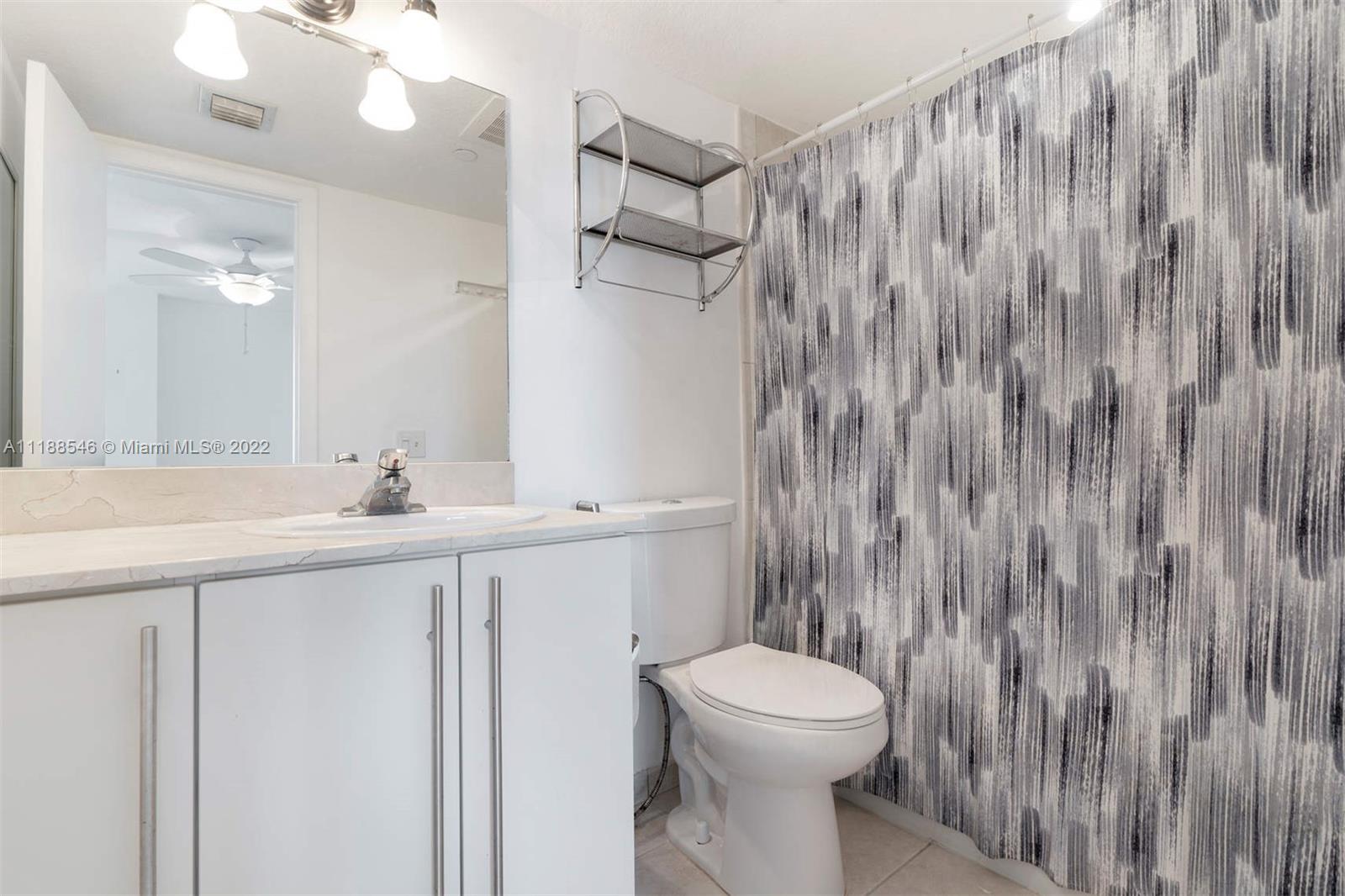 7600 Collins Ave Unit: 604