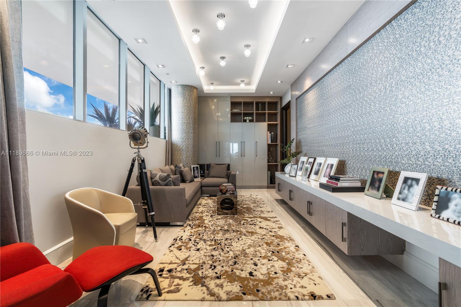 2675 S Bayshore Dr Unit: LPHS