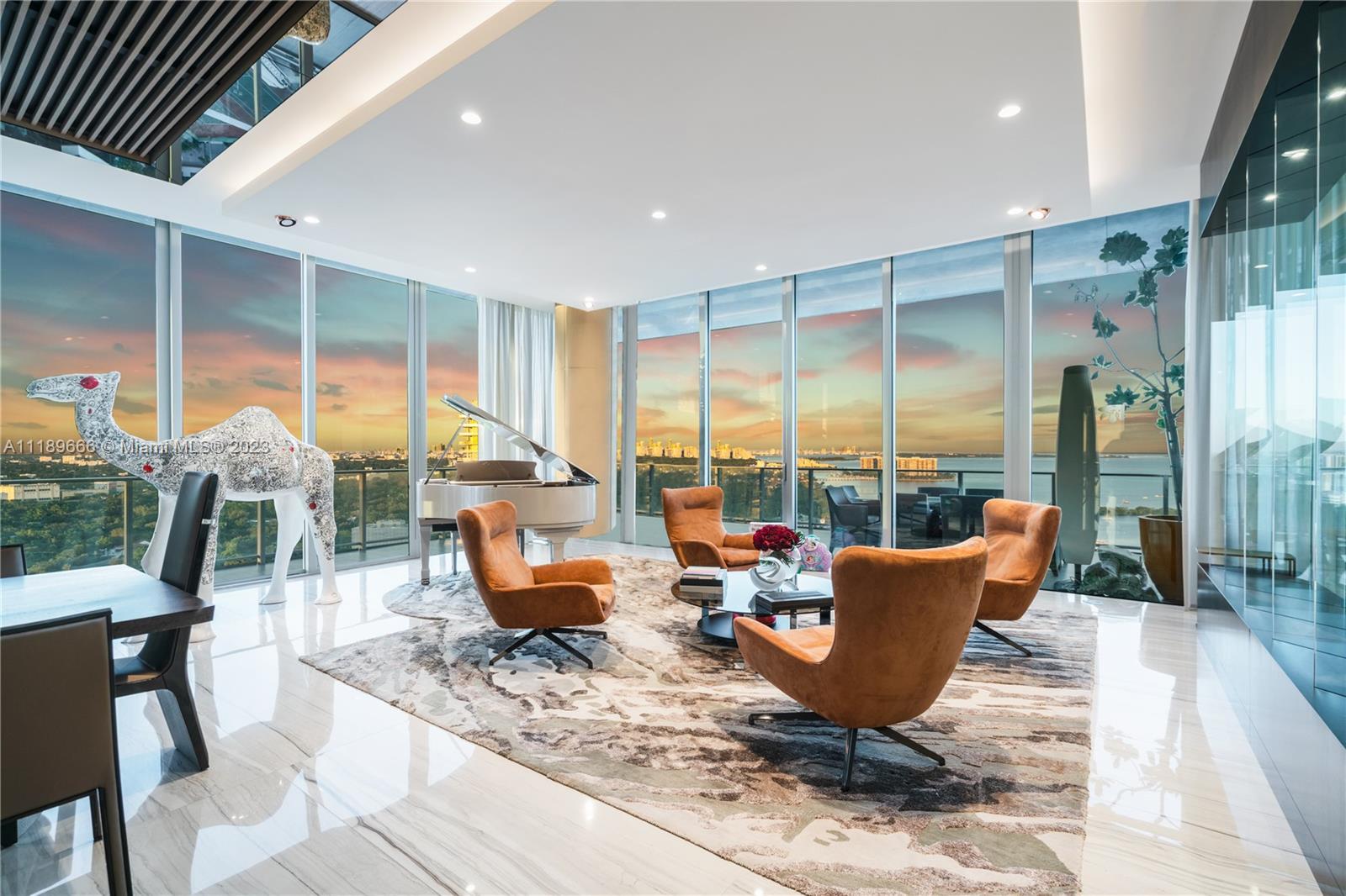 2675 S Bayshore Dr Unit: LPHS