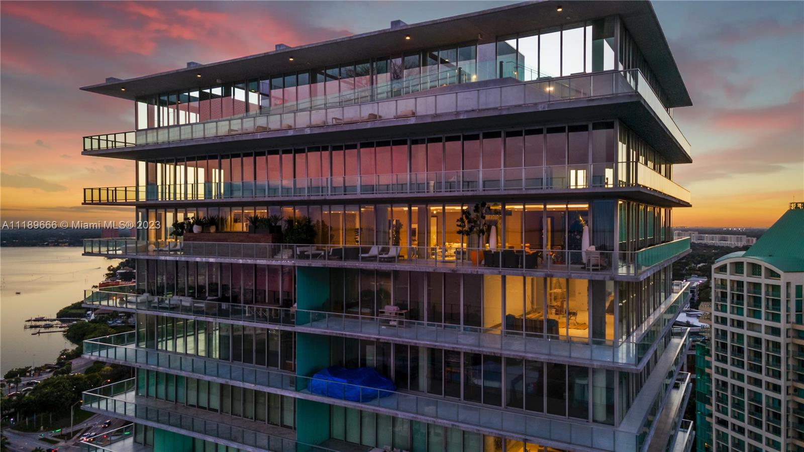 2675 S Bayshore Dr Unit: LPHS