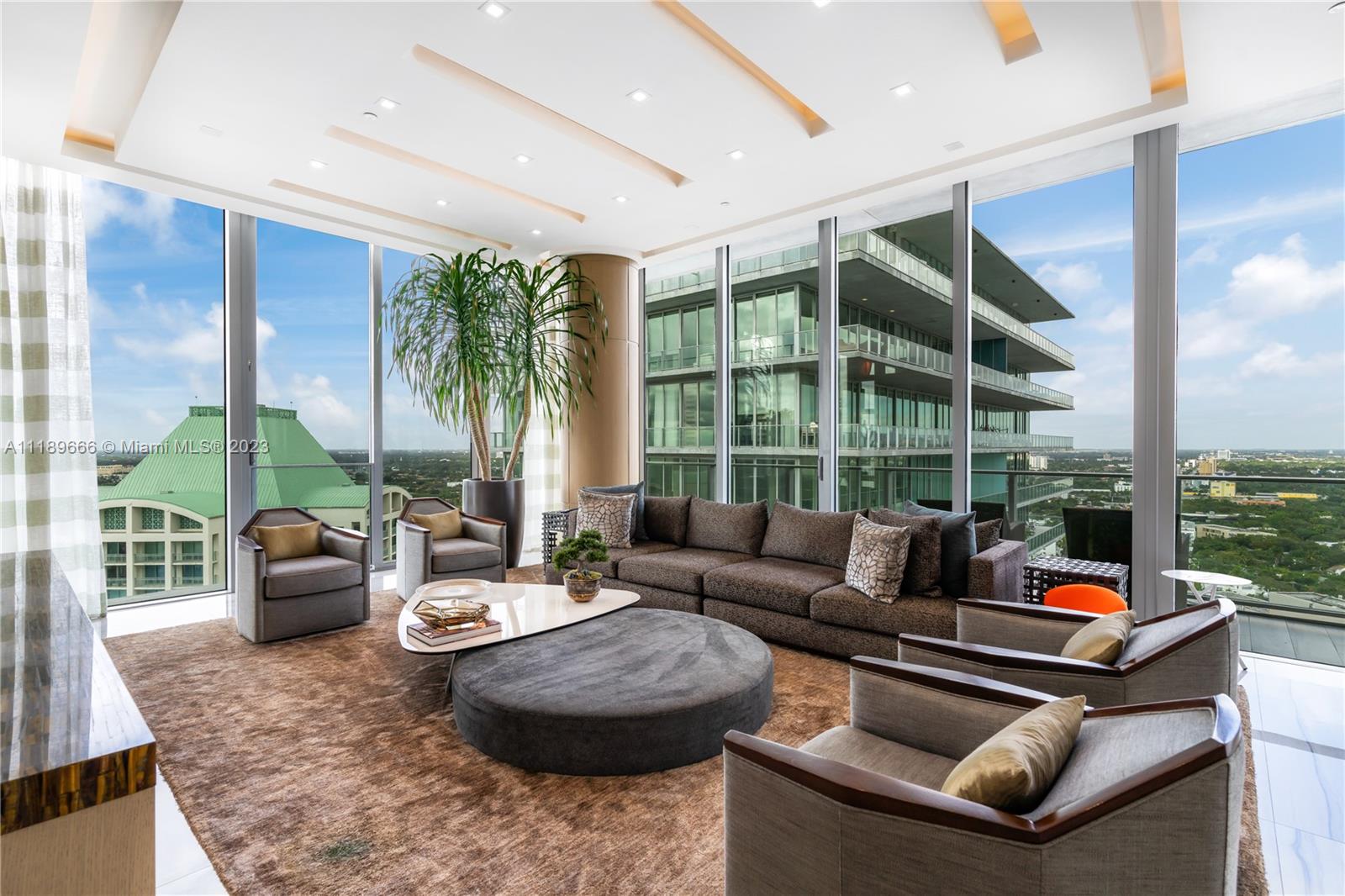 2675 S Bayshore Dr Unit: LPHS