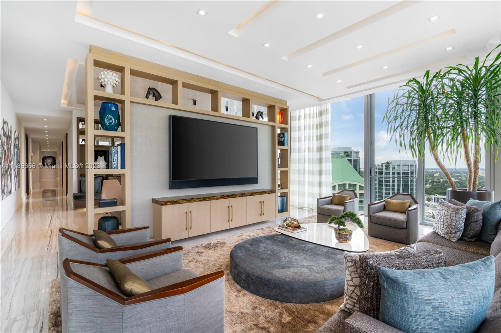2675 S Bayshore Dr Unit: LPHS