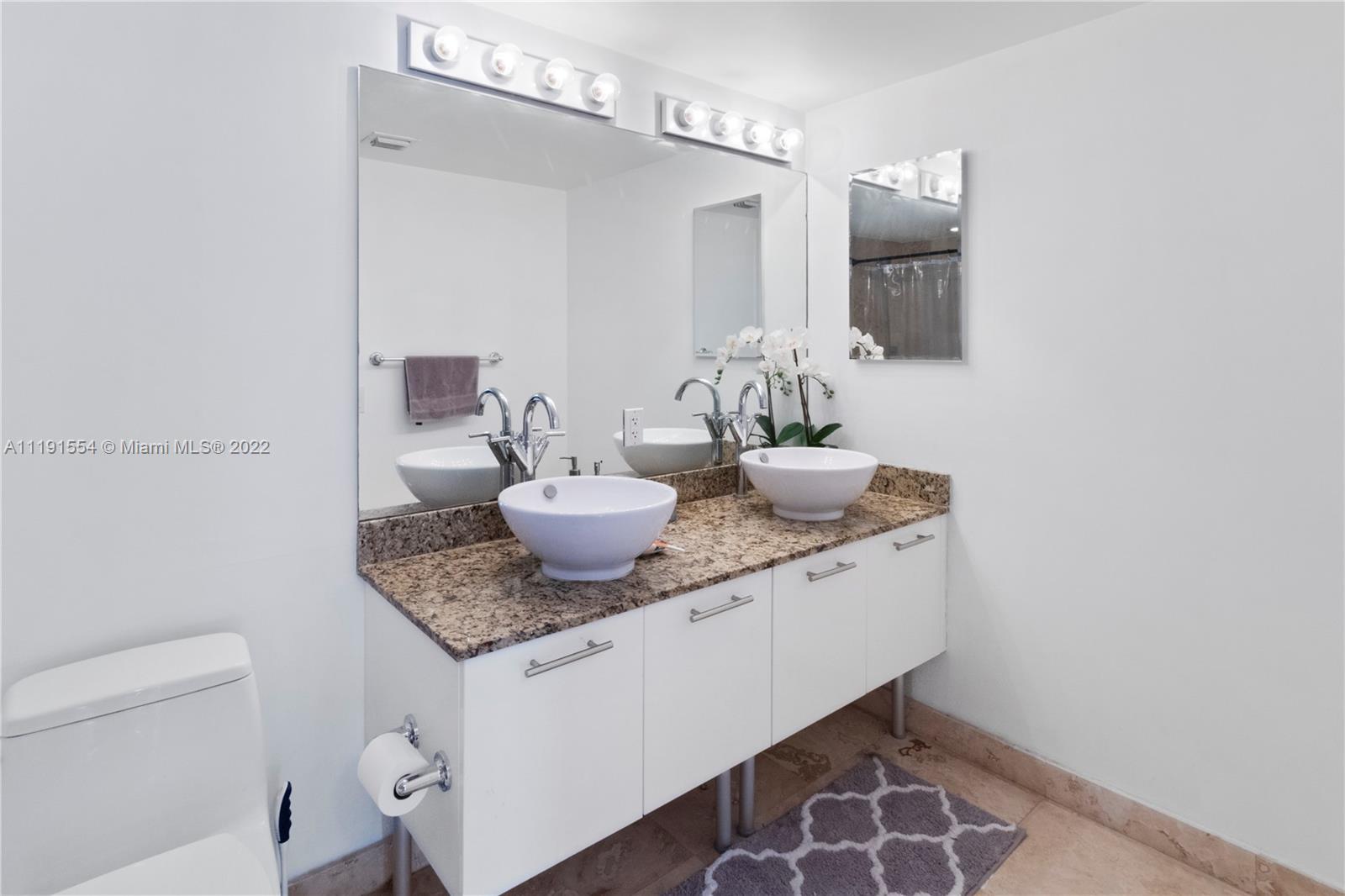 41 SE 5th St Unit: 2214