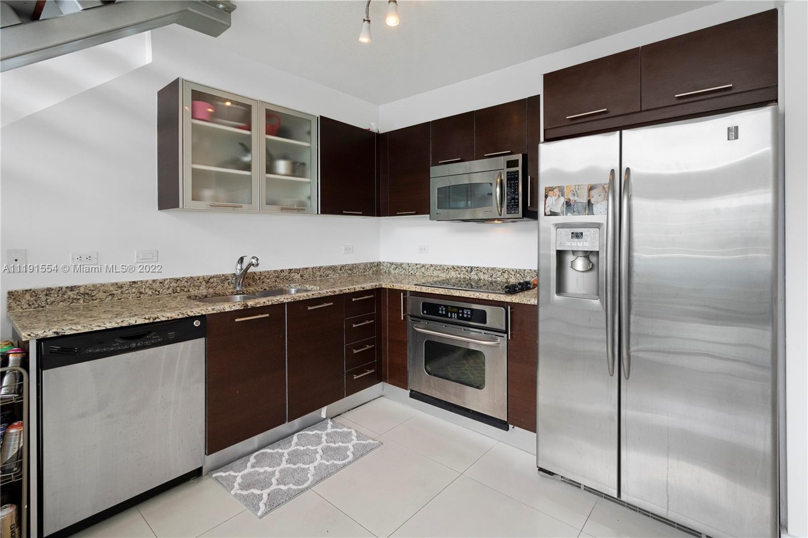 41 SE 5th St Unit: 2214
