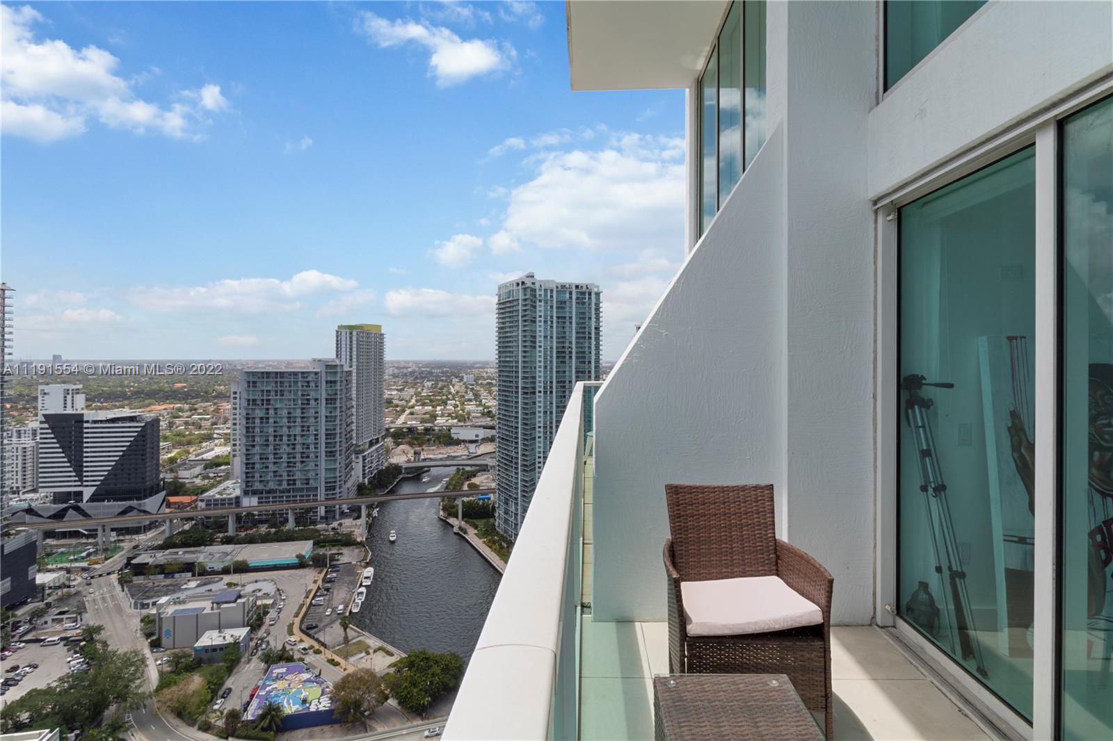 41 SE 5th St Unit: 2214