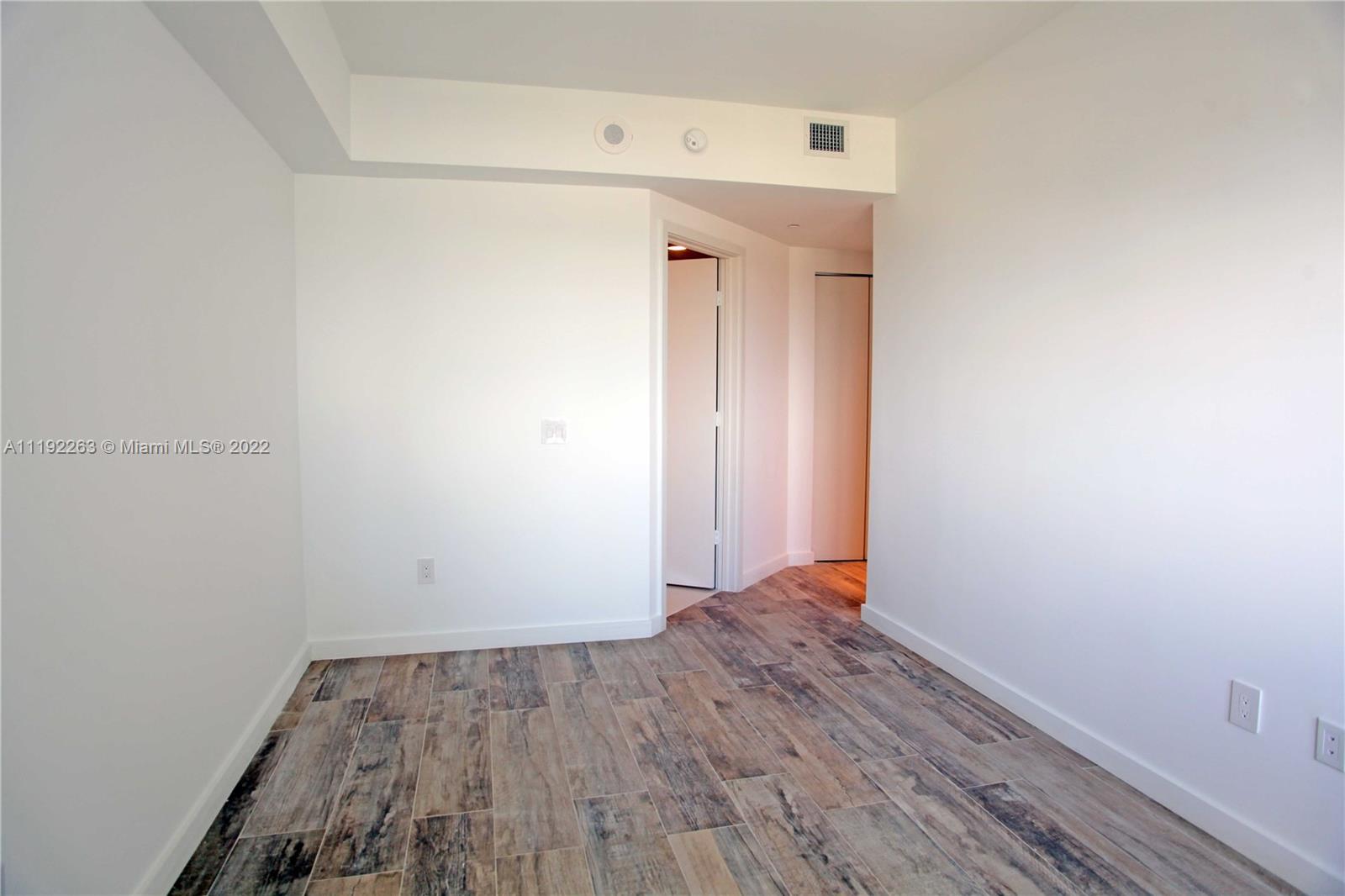 650 NE 32nd St Unit: 3101