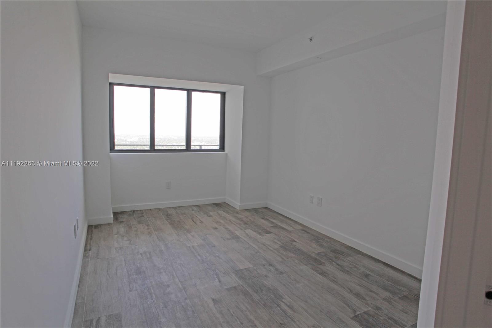650 NE 32nd St Unit: 3101