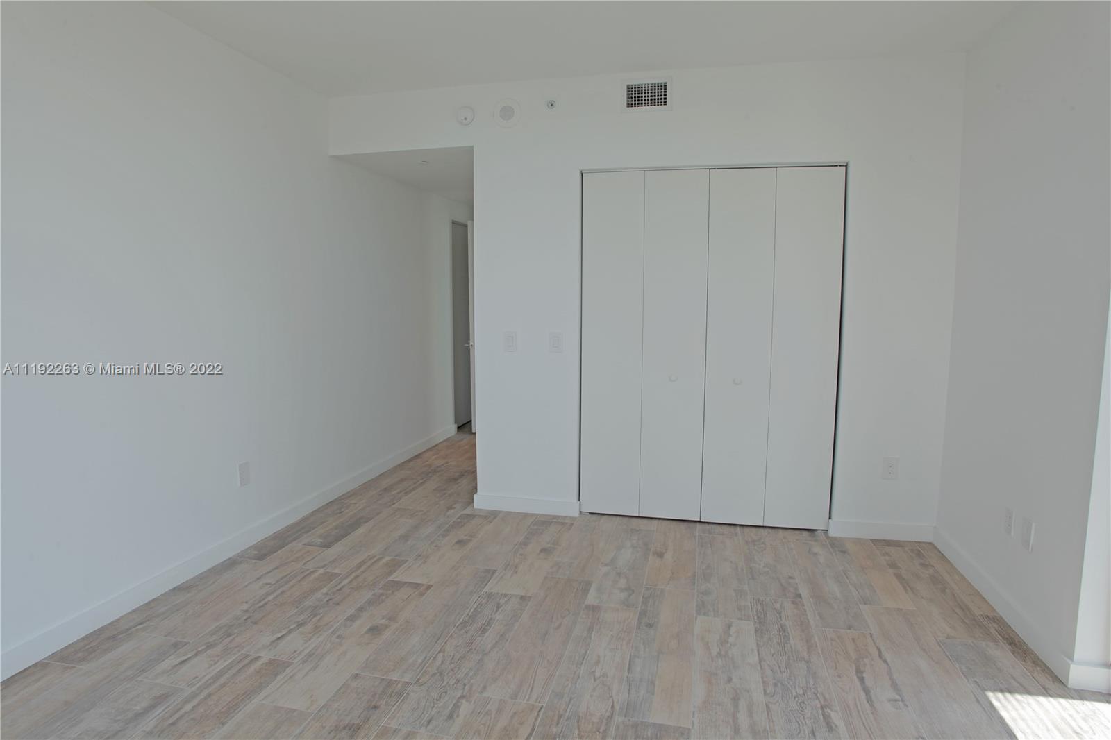 650 NE 32nd St Unit: 3101