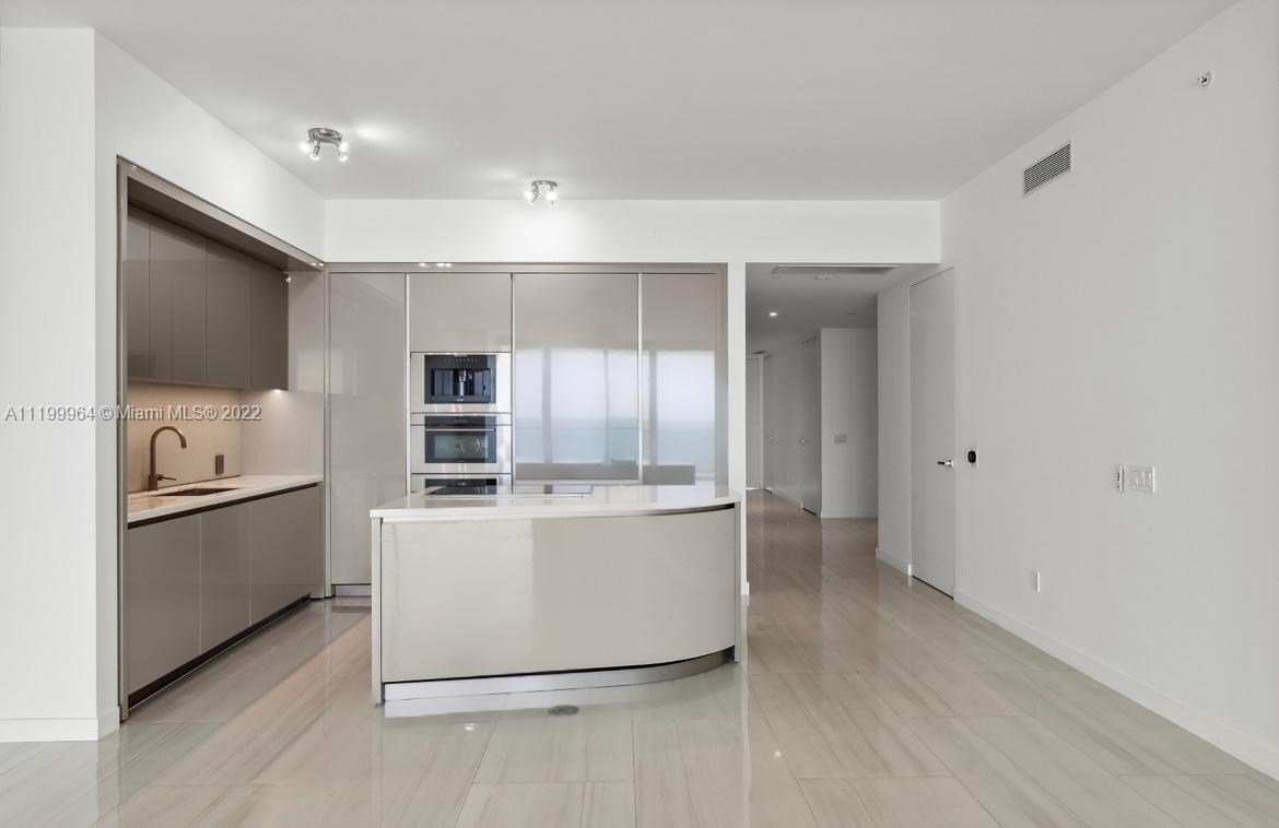 18975 Collins Ave Unit: 1802