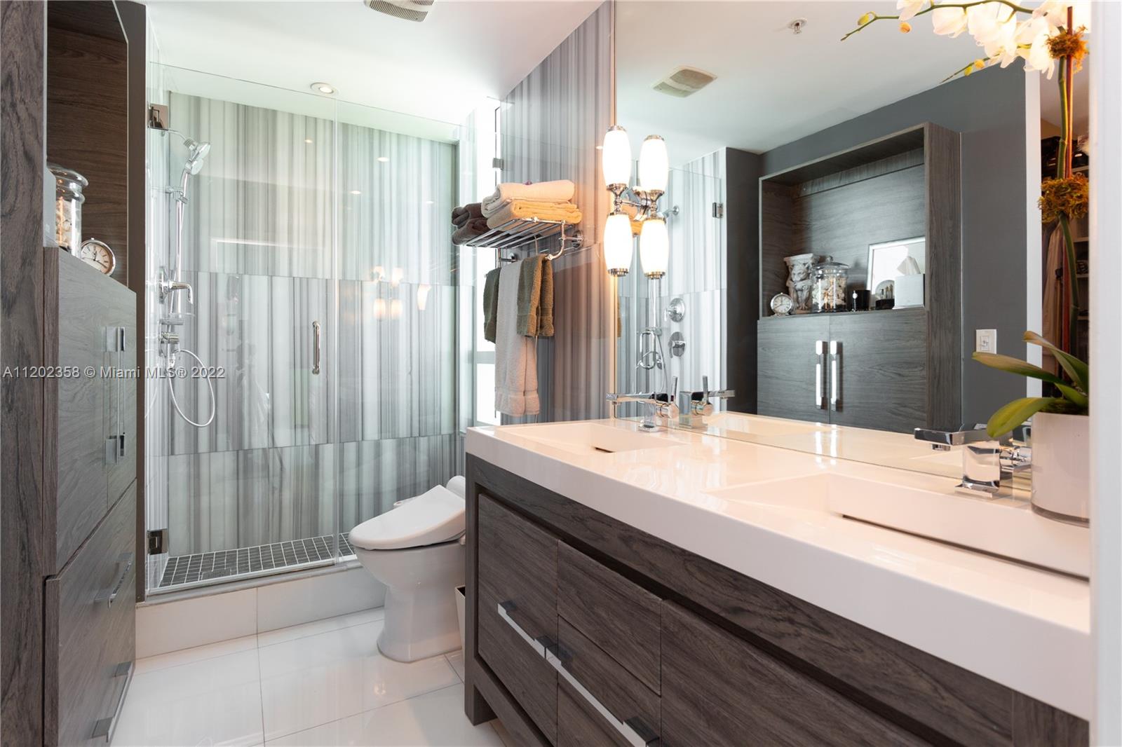 1900 N Bayshore Dr Unit: 4202