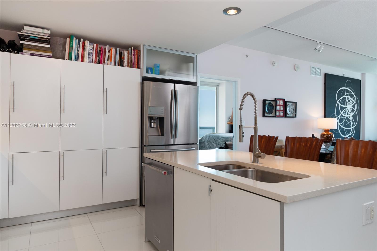 1900 N Bayshore Dr Unit: 4202