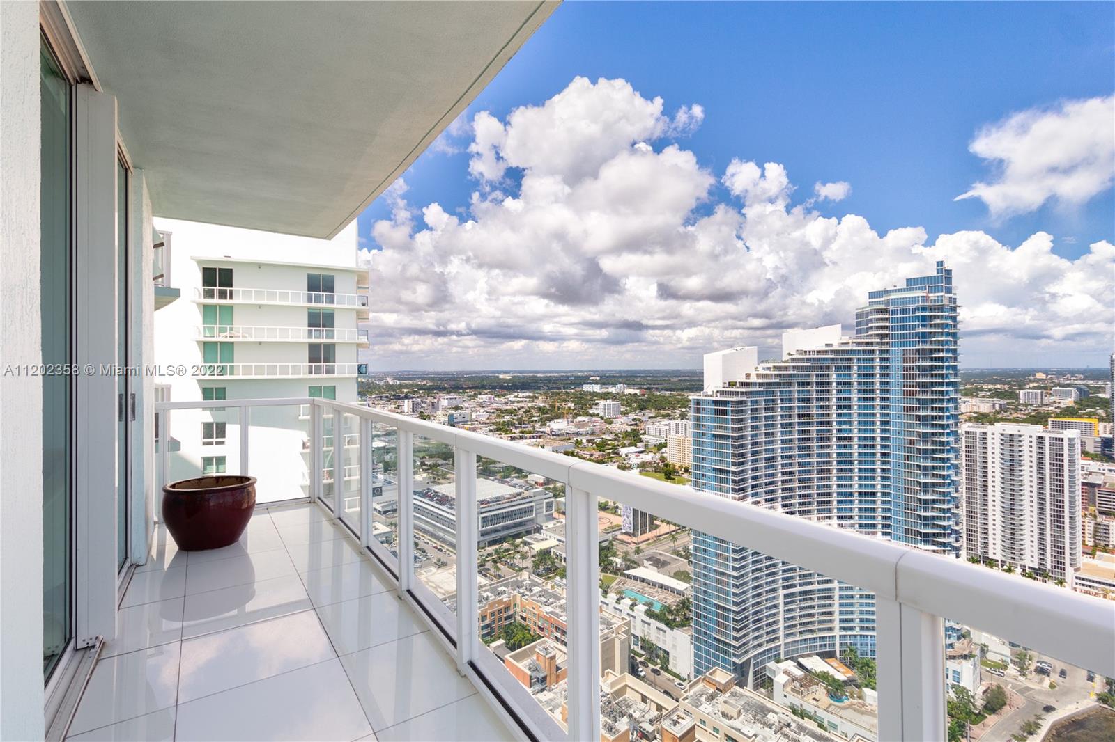 1900 N Bayshore Dr Unit: 4202
