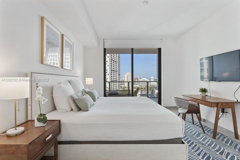 68 SE 6th St Unit: 1209