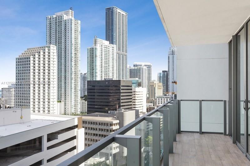 68 SE 6th St Unit: 1209