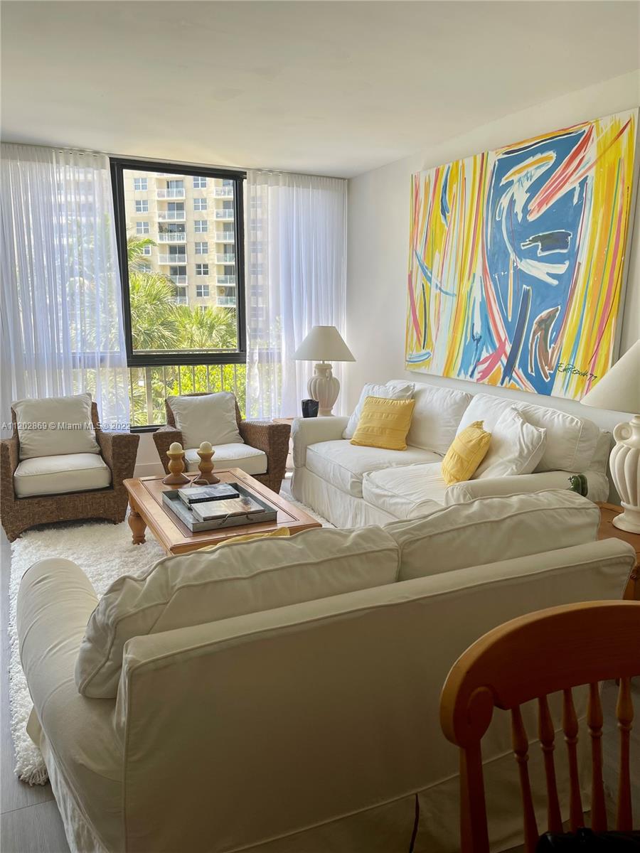 520 Brickell Key Dr Unit: A513
