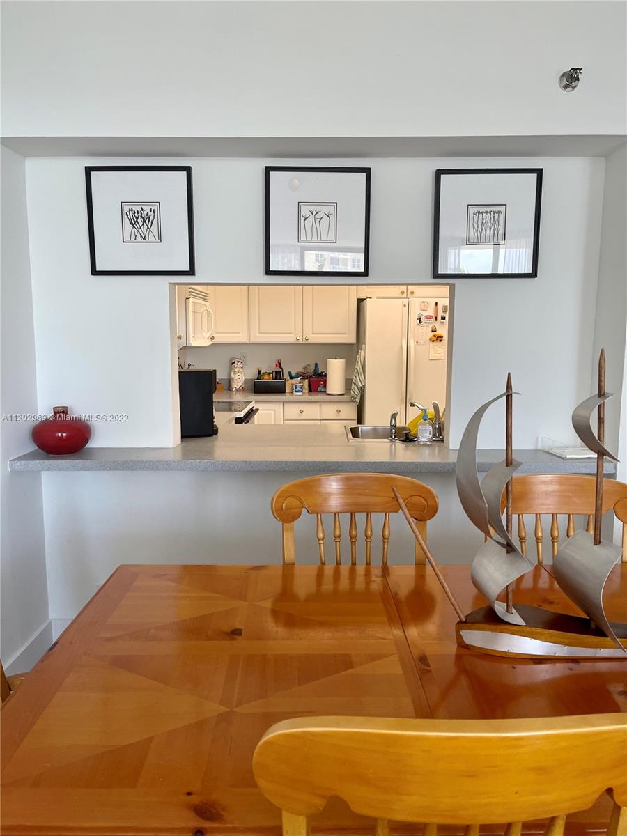 520 Brickell Key Dr Unit: A513