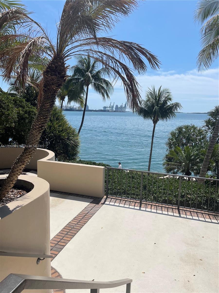 520 Brickell Key Dr Unit: A513