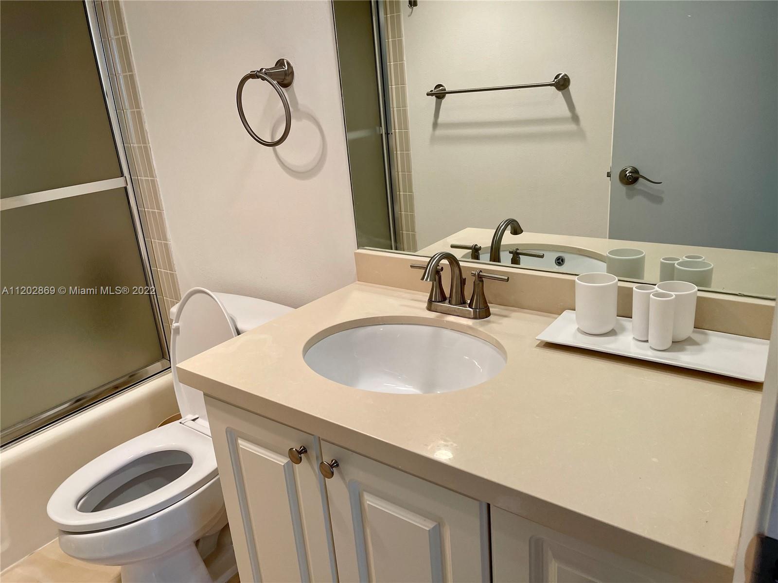 520 Brickell Key Dr Unit: A513