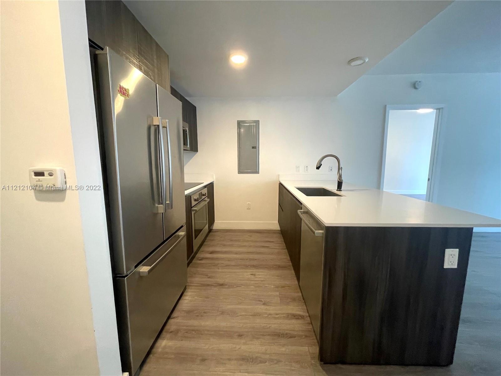 488 NE 18th St Unit: 209