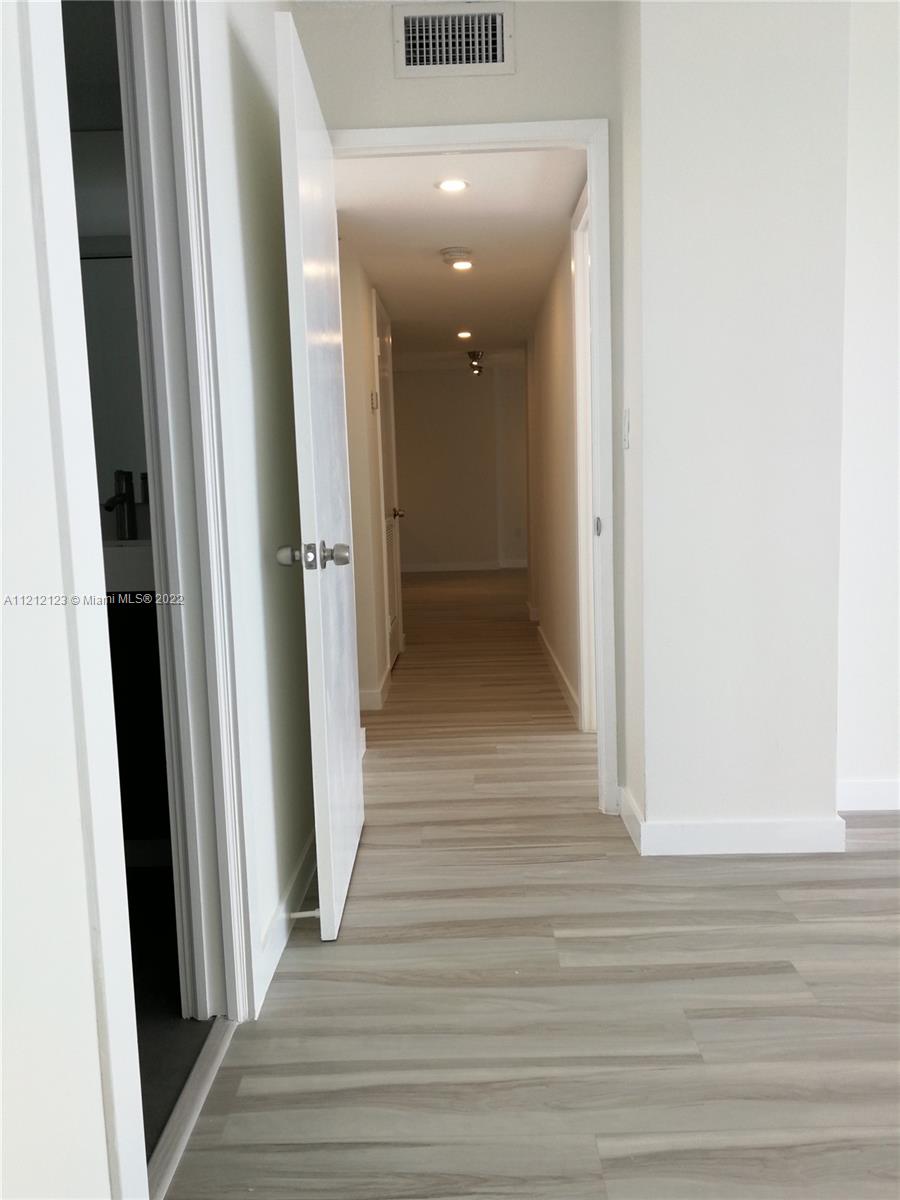 600 NE 36th St Unit: 1802