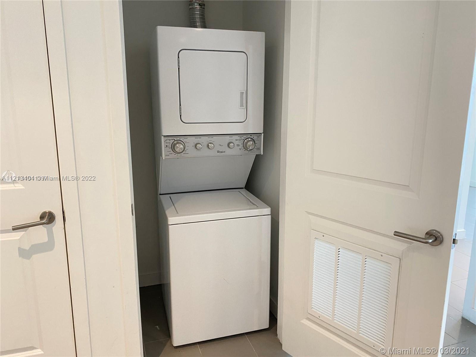 1600 NE 1st Ave Unit: 2216