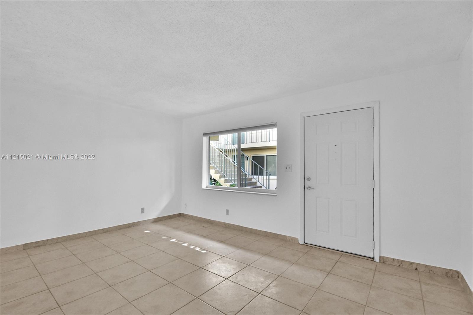 2300 SE 2nd St Unit: 3