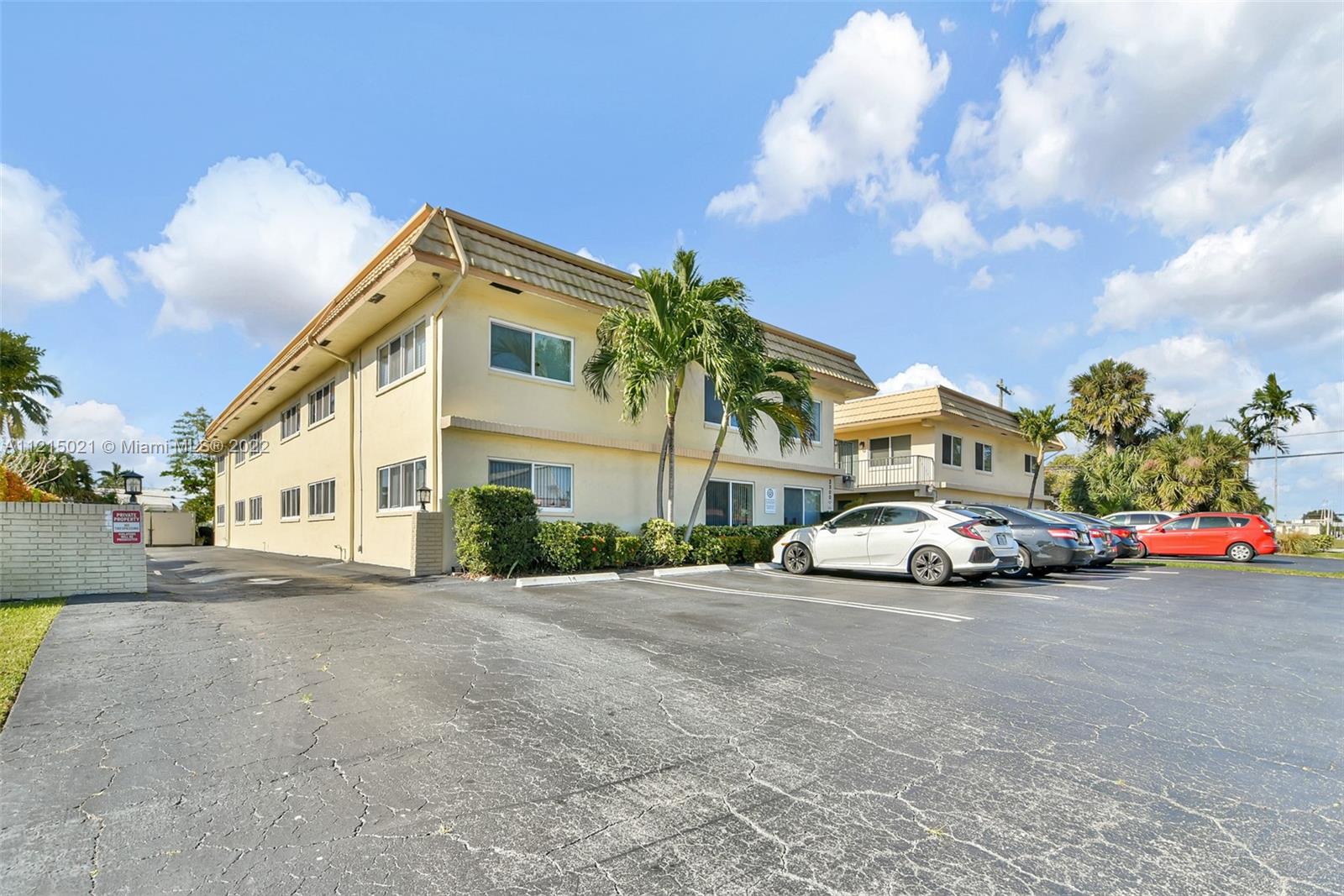 2300 SE 2nd St Unit: 3