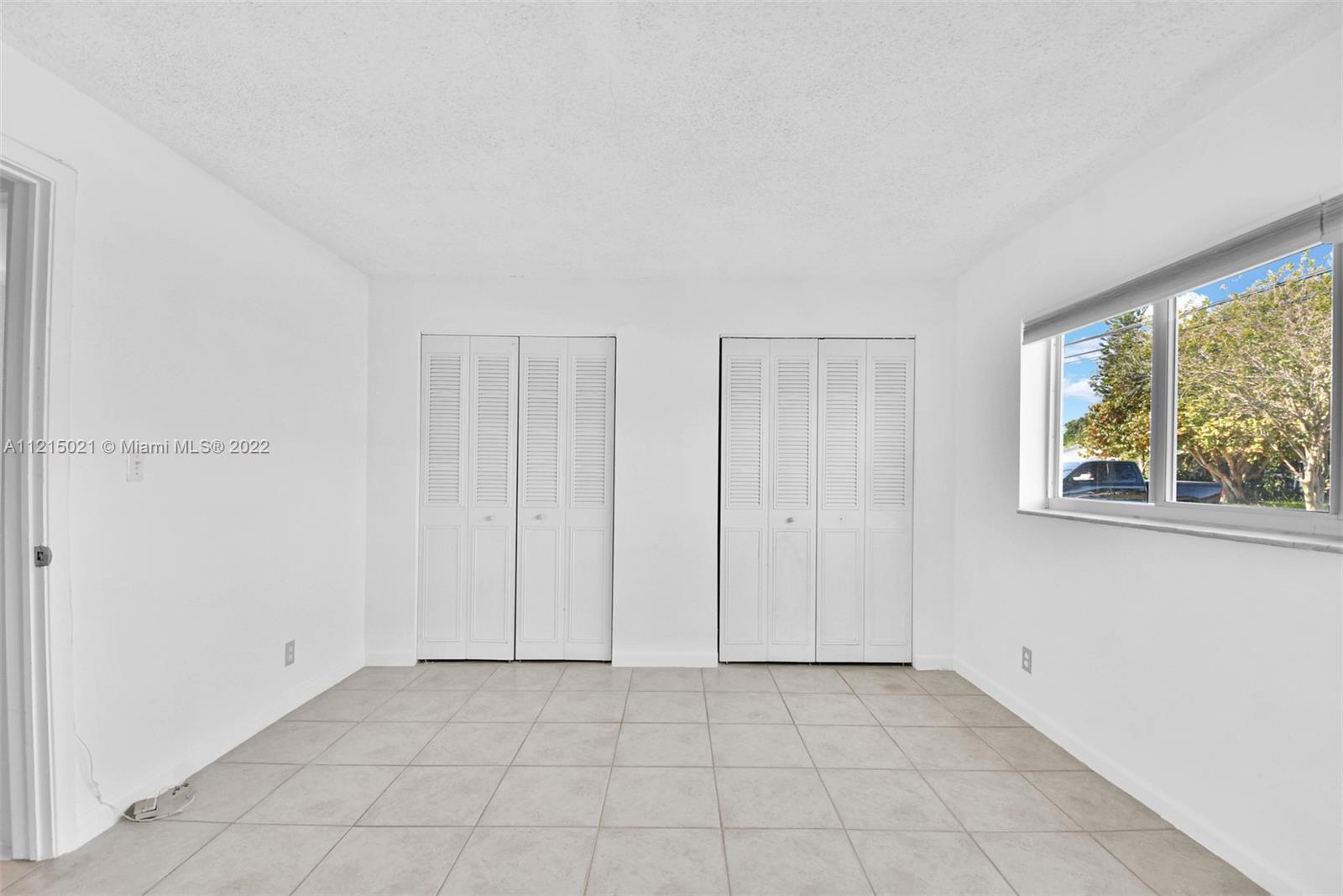 2300 SE 2nd St Unit: 3