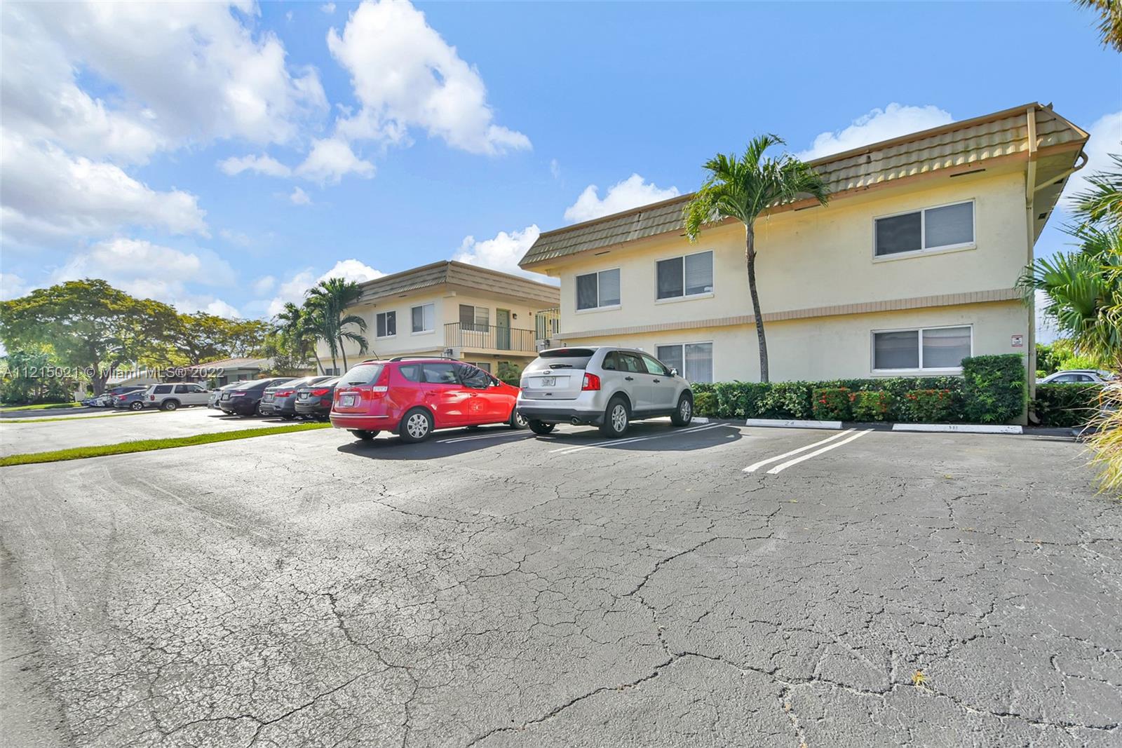 2300 SE 2nd St Unit: 3
