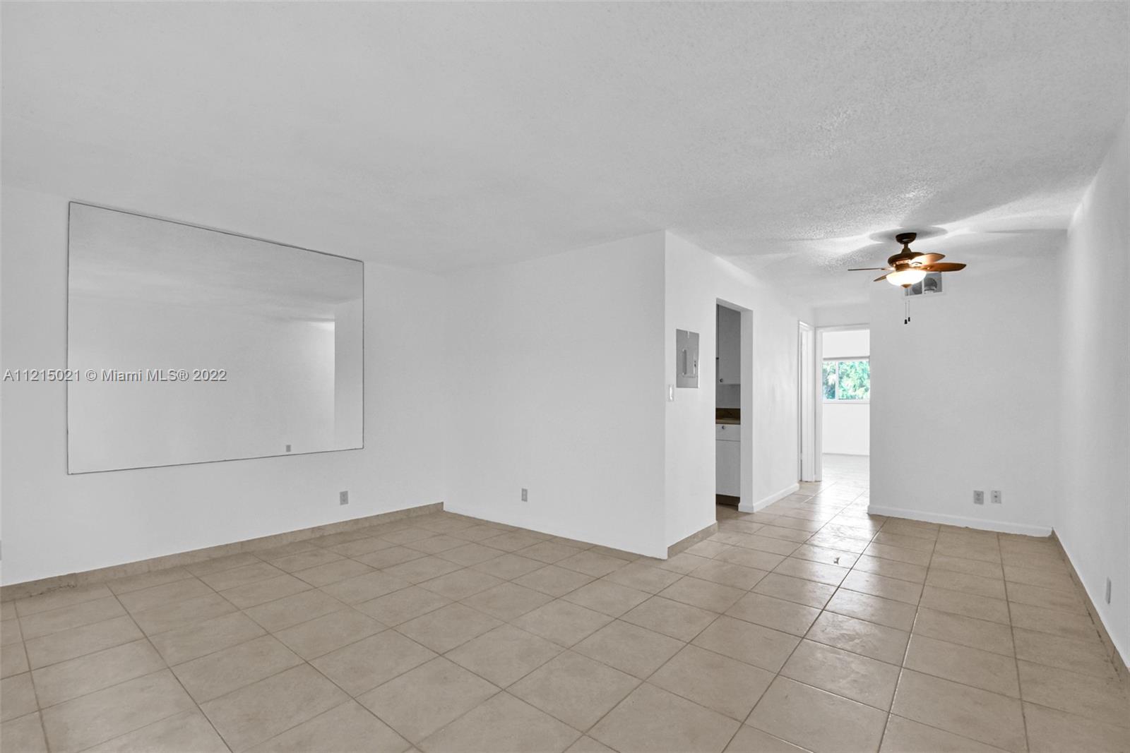 2300 SE 2nd St Unit: 3