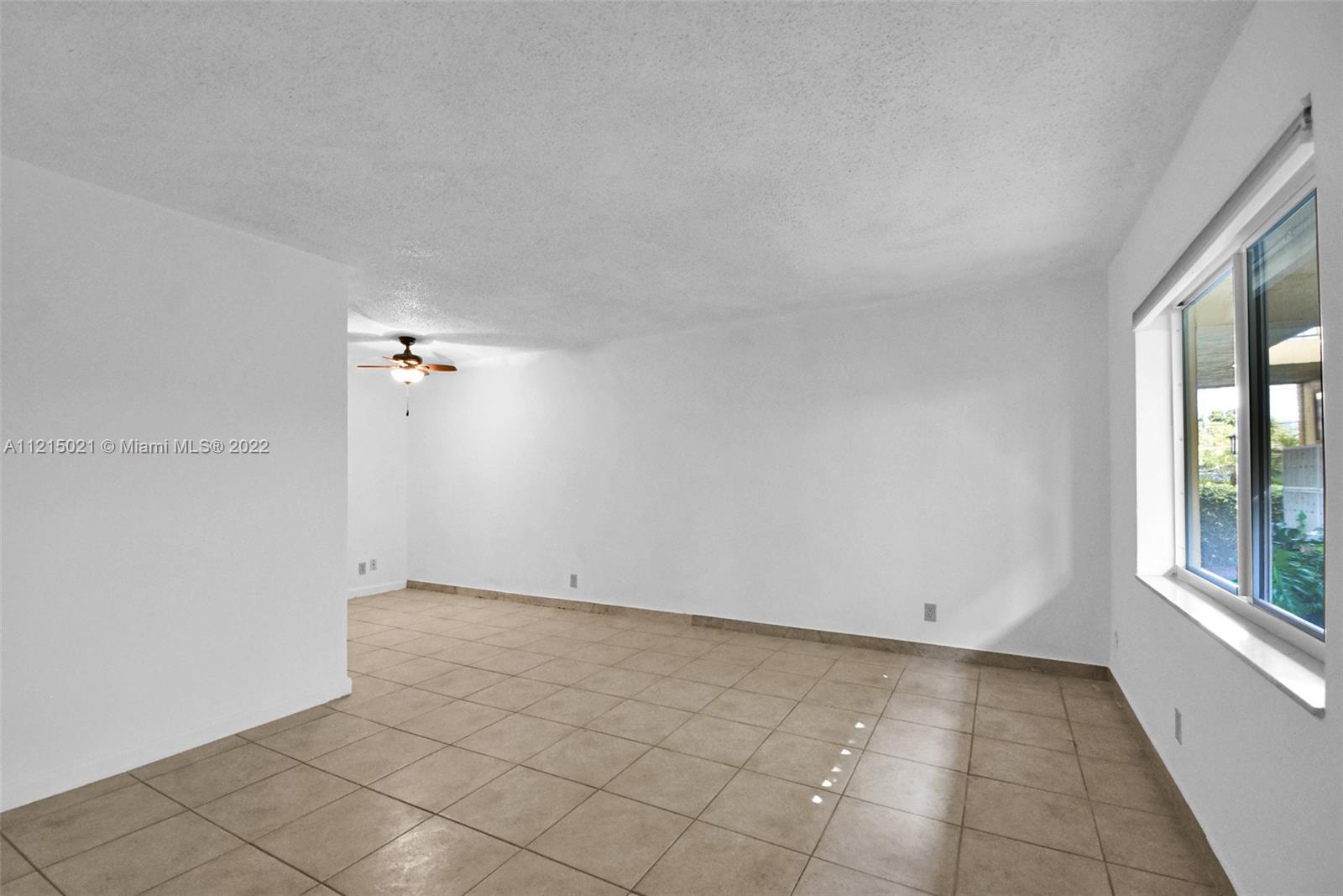 2300 SE 2nd St Unit: 3
