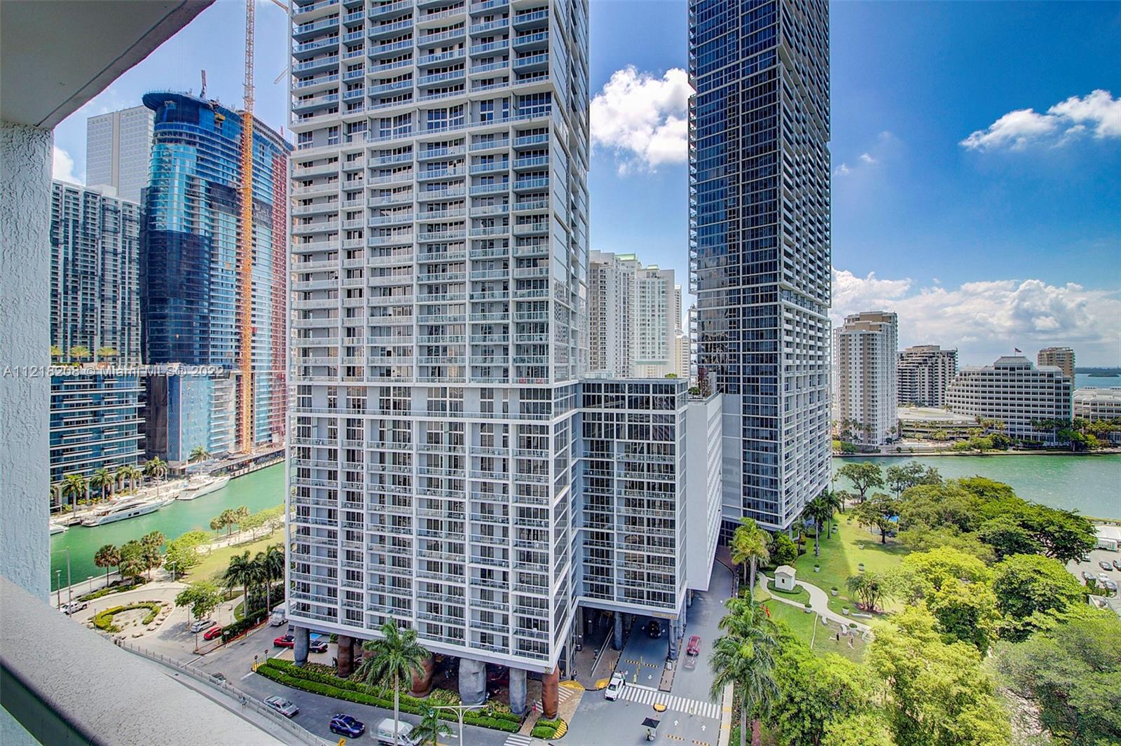 500 Brickell Ave Unit: 1700