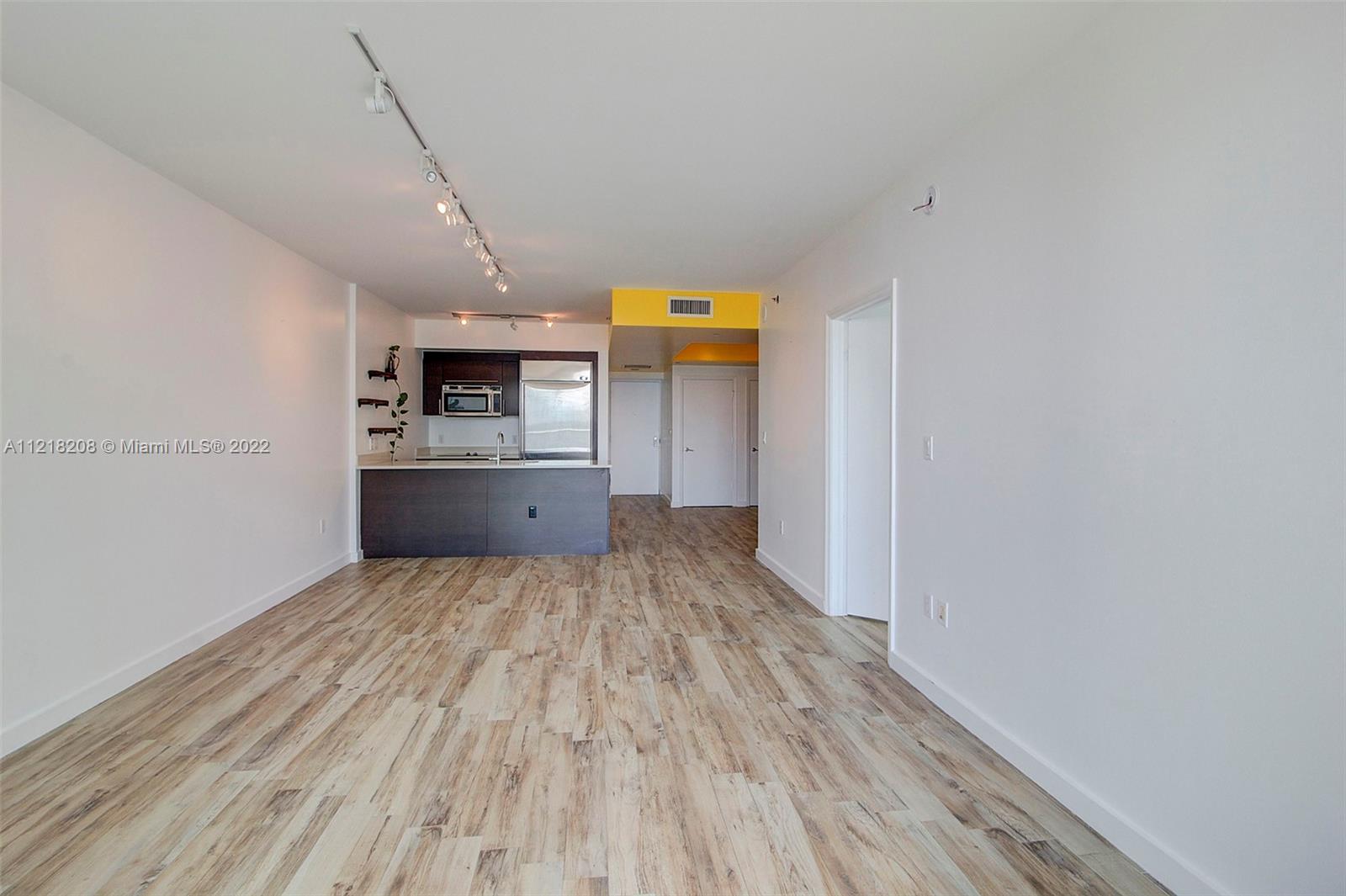 500 Brickell Ave Unit: 1700