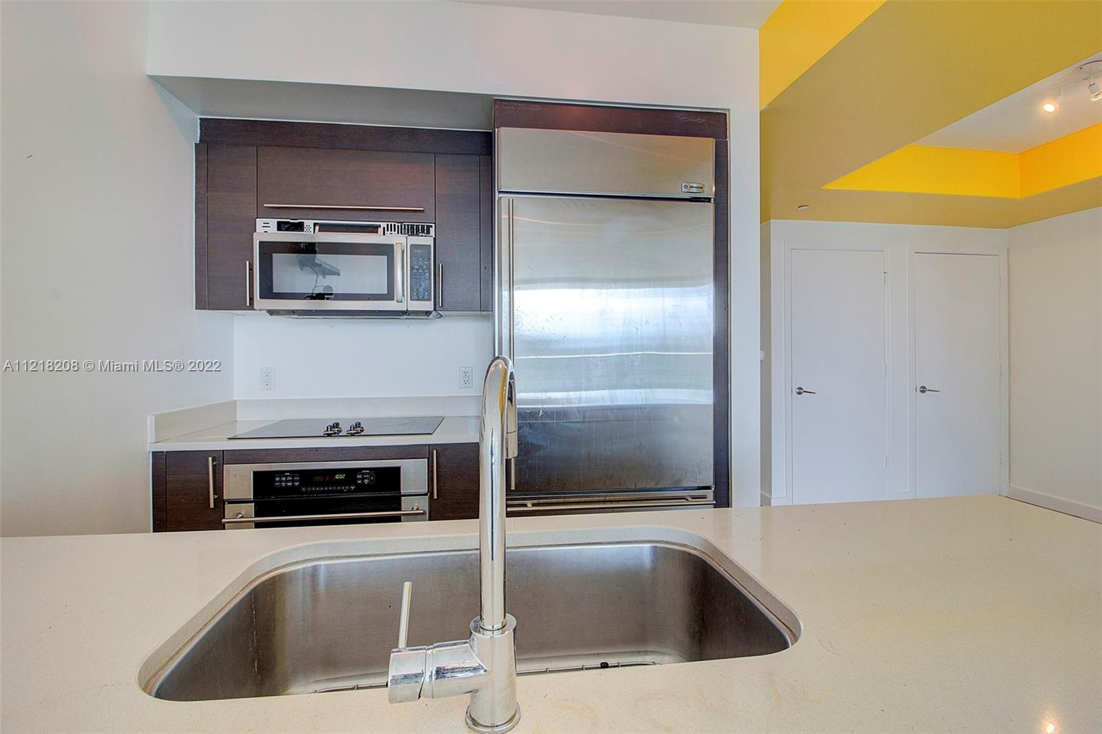 500 Brickell Ave Unit: 1700