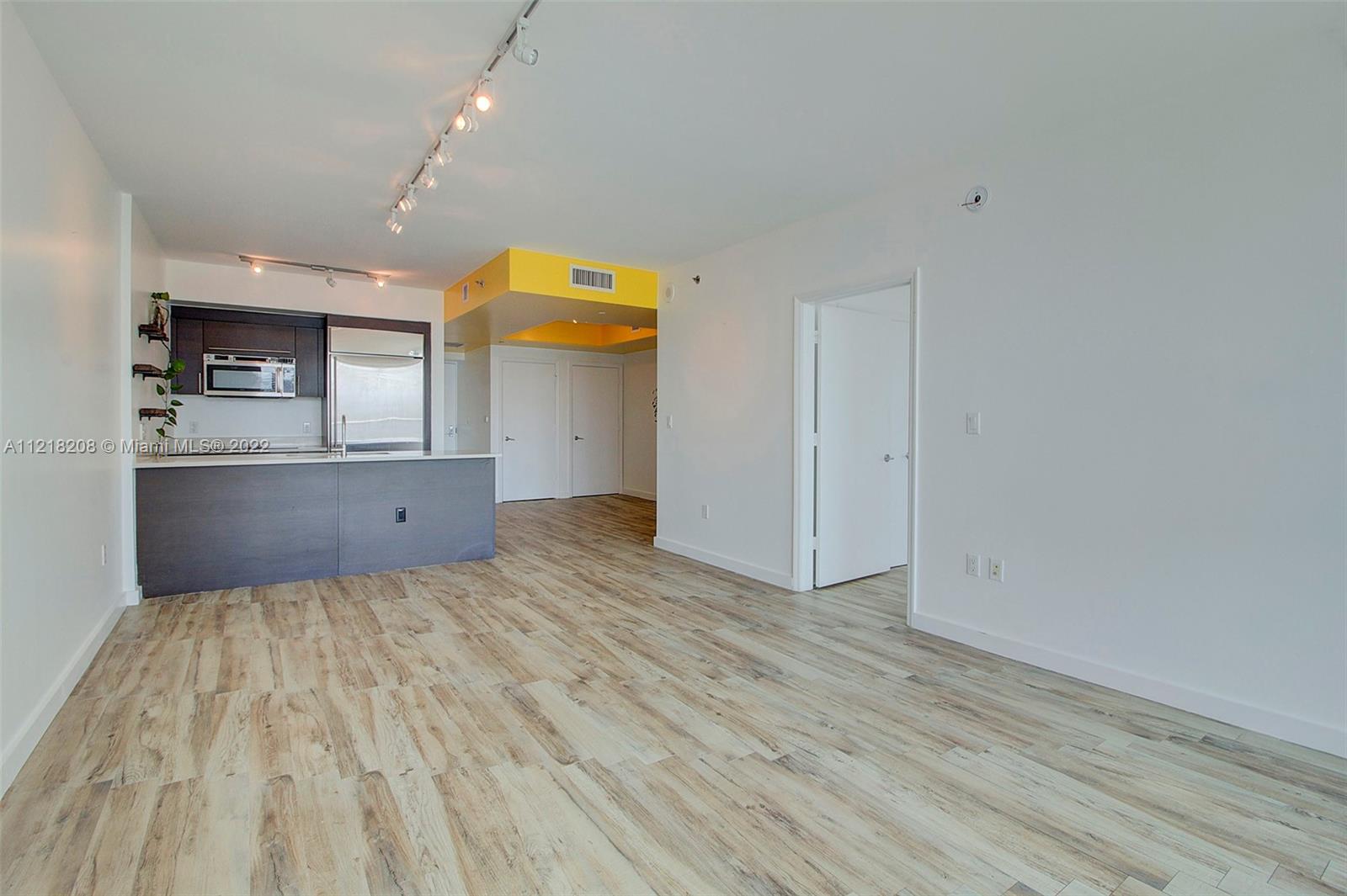 500 Brickell Ave Unit: 1700
