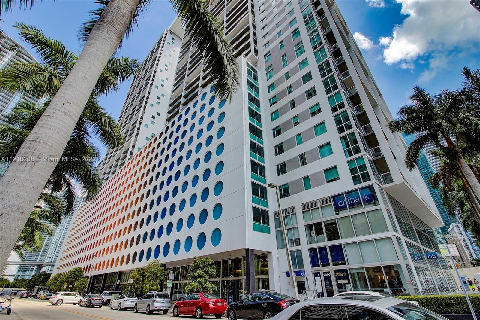 500 Brickell Ave Unit: 1700