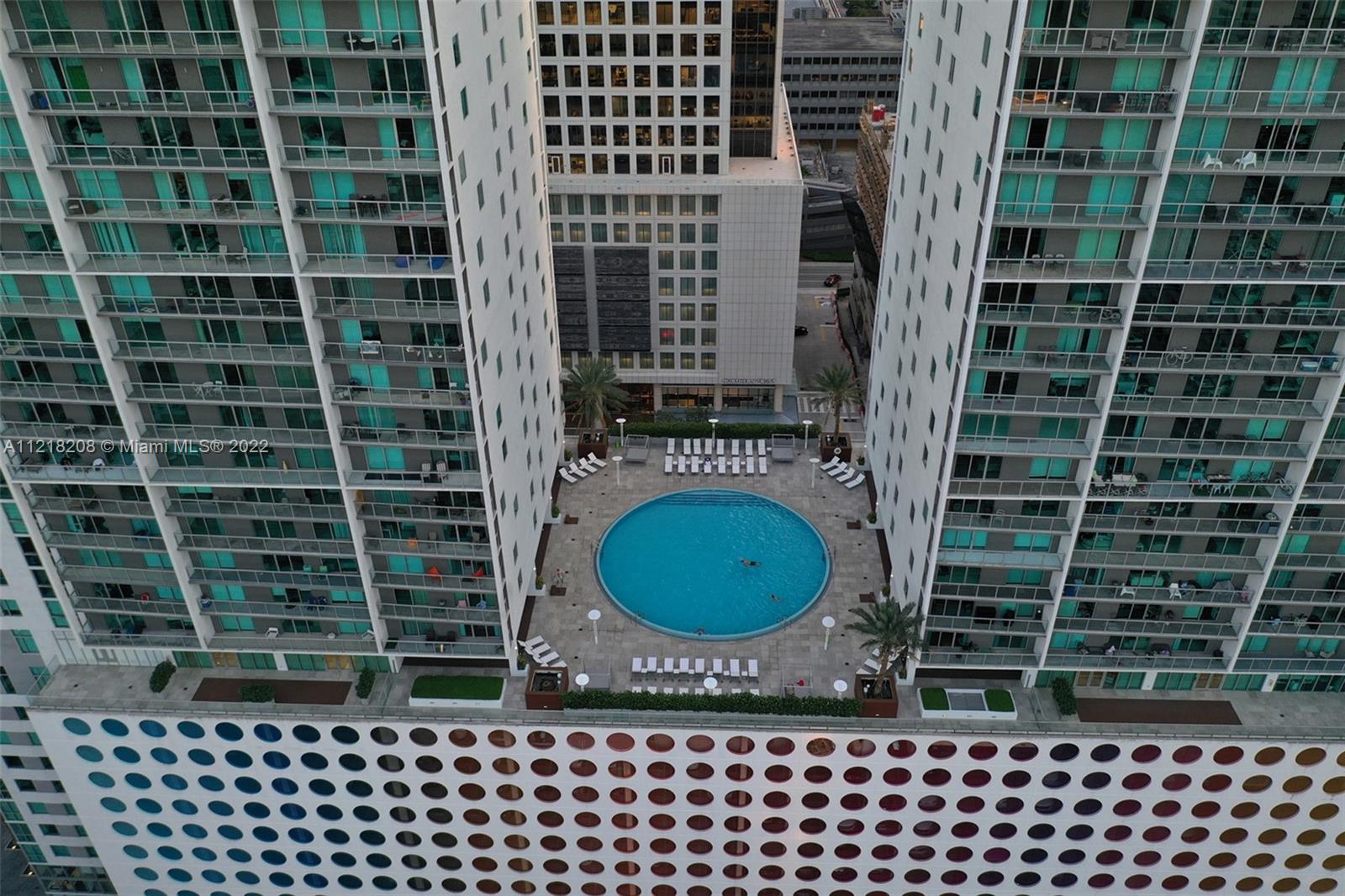 500 Brickell Ave Unit: 1700