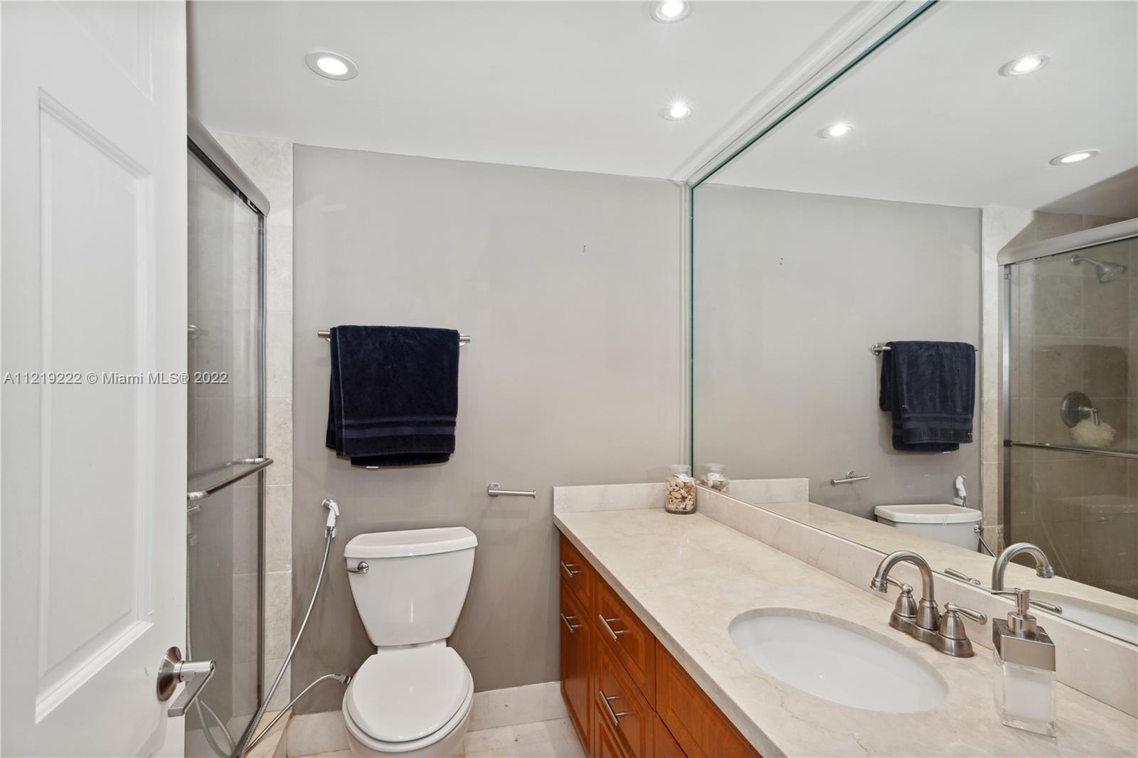 701 Brickell Key Blvd Unit: 2506