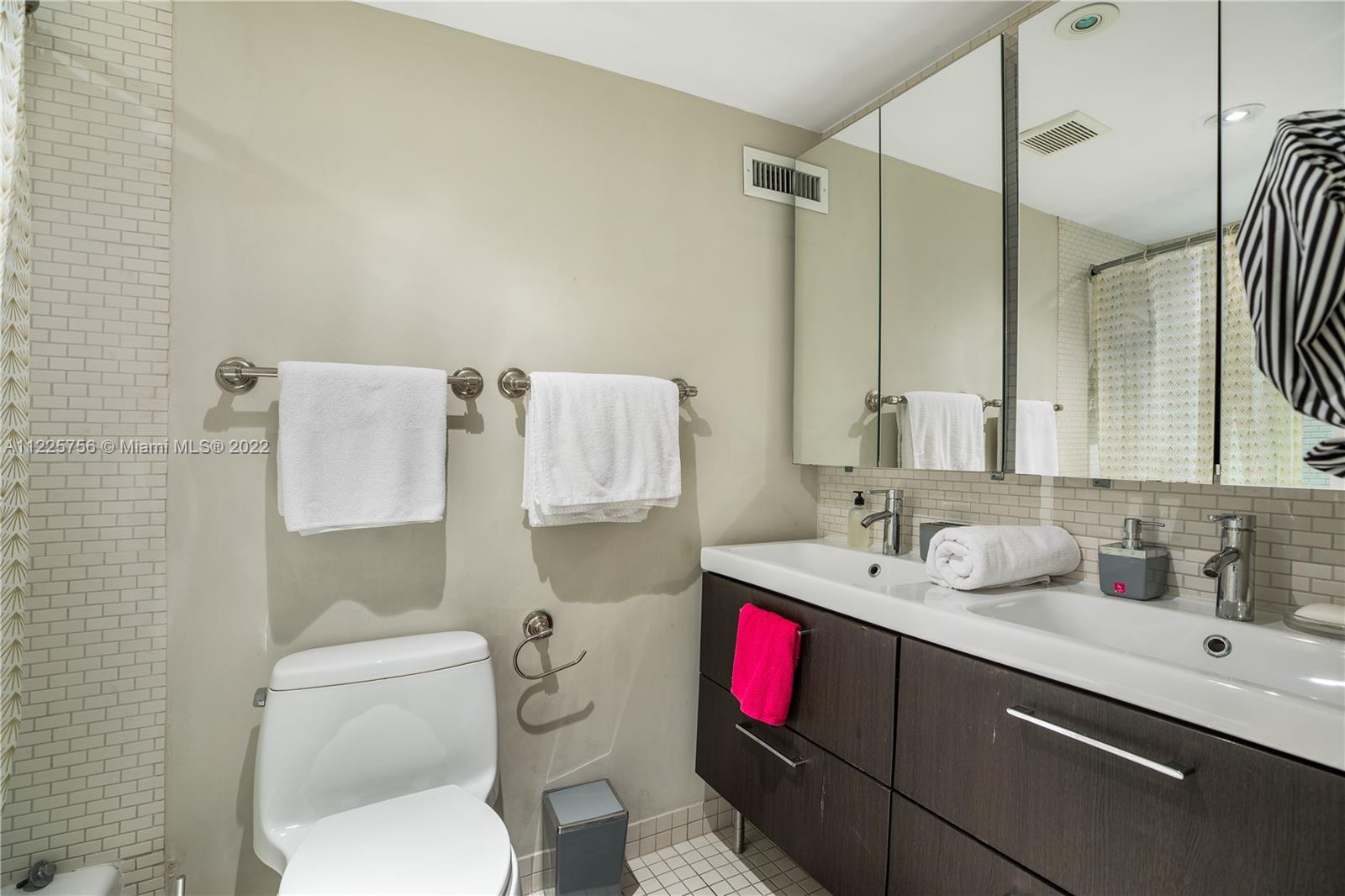 145 SE 25th Rd Unit: 501
