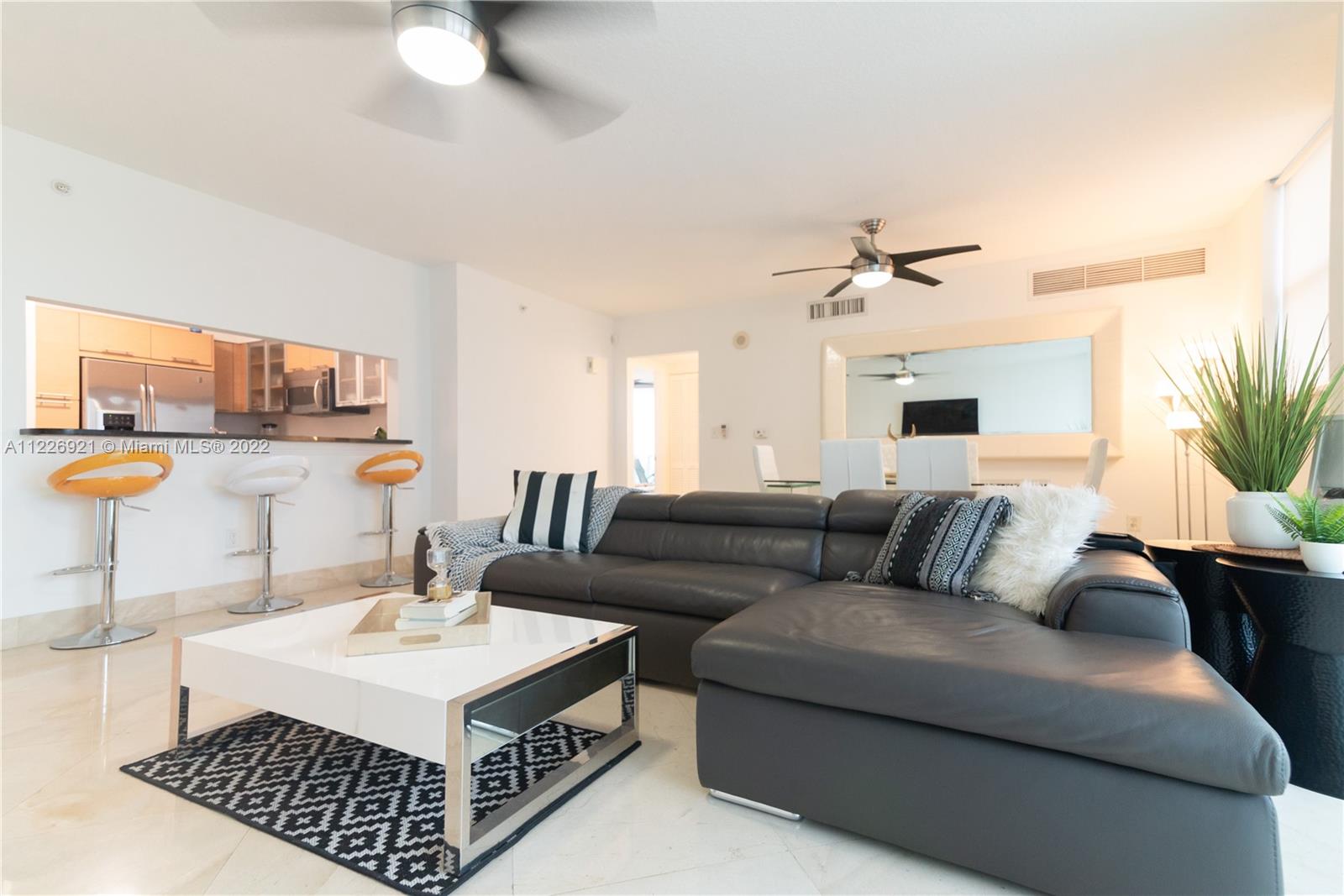 31 SE 5th St Unit: 2301